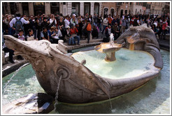 Fontana della Barcaccia (Fountain of the Old Boat), a Baroque fountain built 1627-29, Piazza di Spagna.