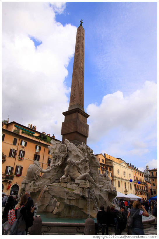 Fontana dei Quattro Fiumi (Fountain of the Four Rivers), Piazza Navona.