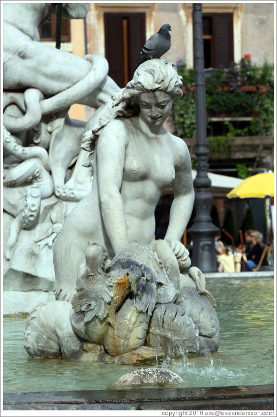 Woman and creature (and a pigeon), Fontana del Moro (the Moor Fountain), Piazza Navona.