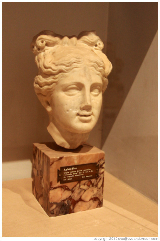 Scupture of Aphrodite, 2nd half of the 2nd century AD.  Museo Palatino (Palatine Museum).