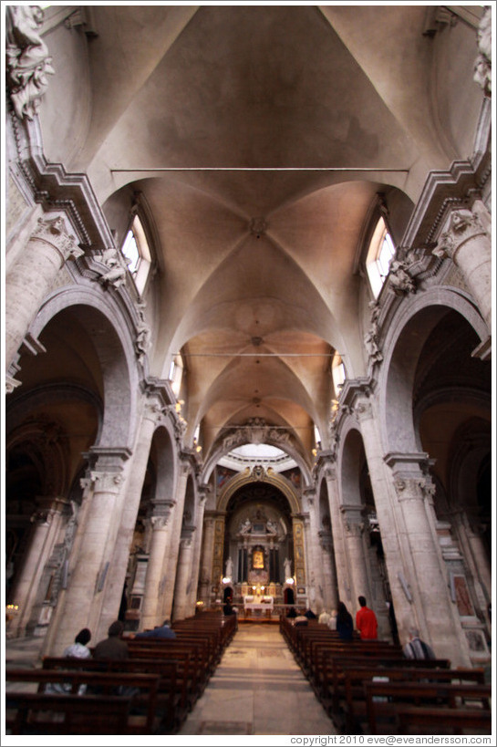 Nave, Santa Maria del Popolo.