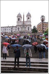 Scalinata della Trinit?ei Monti (The Spanish Steps) on a rainy day.