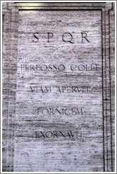 SPQR engraving, Via del Traforo.