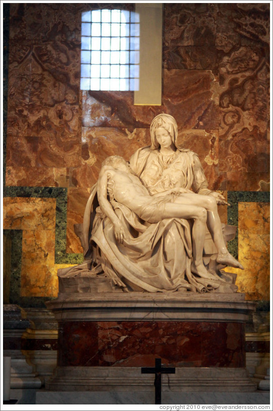 Piet?y Michelangelo, St. Peter's Basilica.