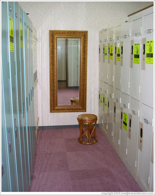 Capsule Hotel Fontaine Akasaka.  Locker room.