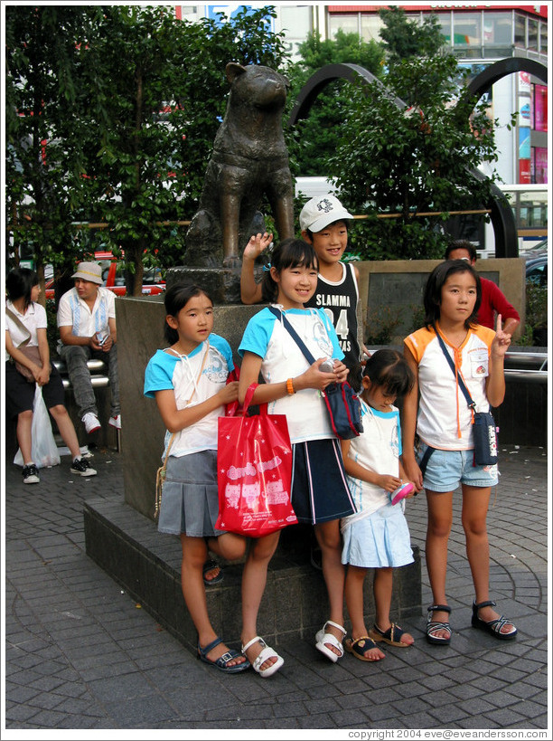 Hachiko with friends.  Shibuya neighborhood.