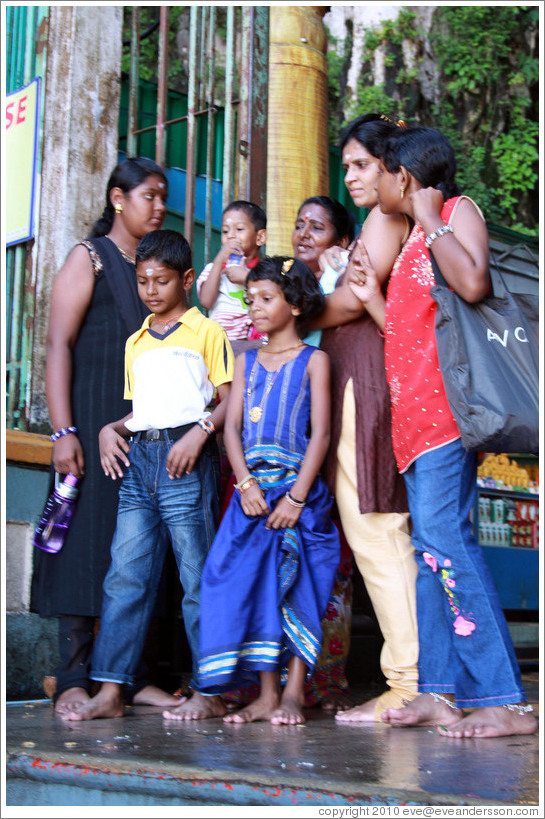 Family, Batu Caves.