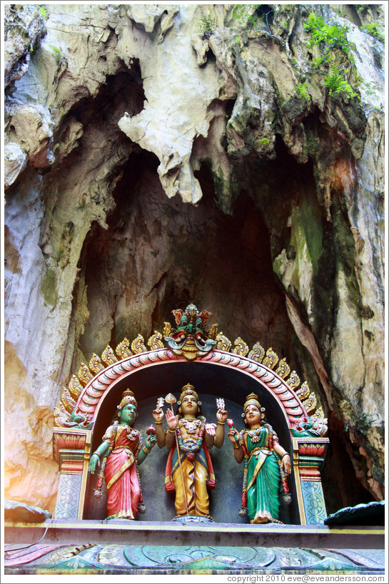 Statues, temple, 2nd level, Batu Caves.