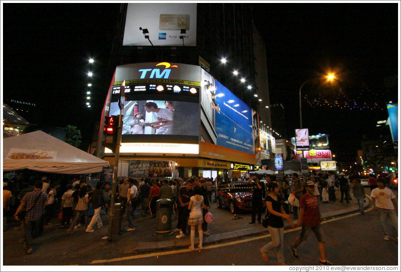 Jalan Bukit Bintang at night.