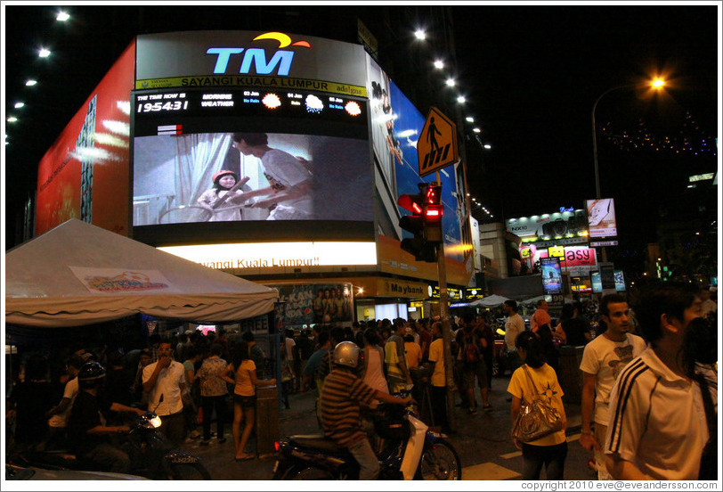 Jalan Bukit Bintang at night.