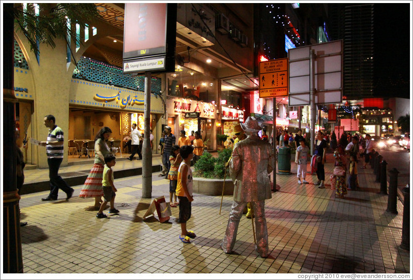 Street performers, Jalan Bukit Bintang at night.