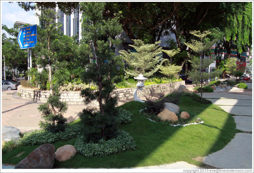 Small garden, Jalan Raja Chulan.