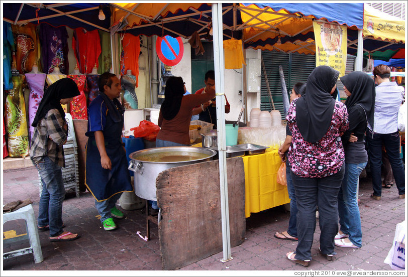 Market on Lorong Tuanku Abdul Rahman.