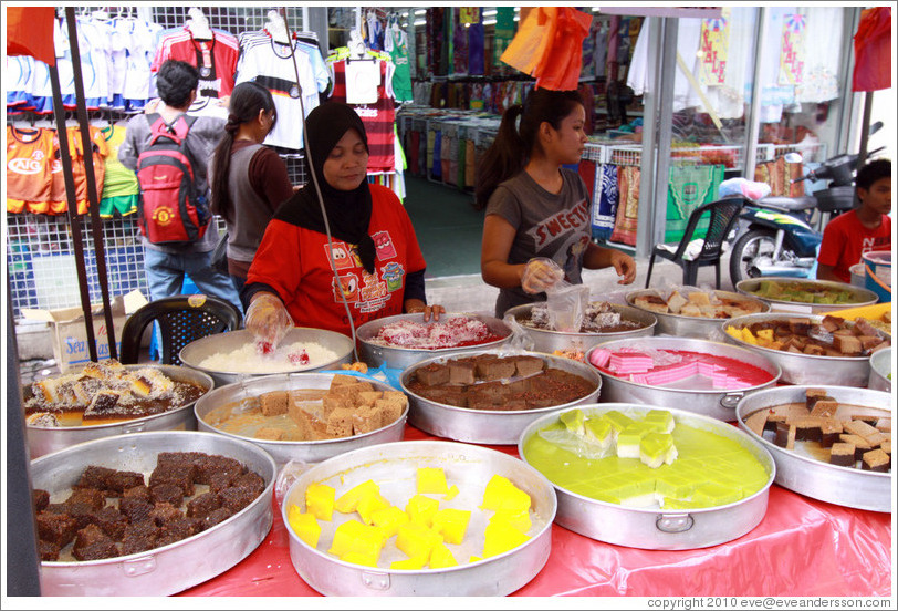 Women selling sweets at the market on Lorong Tuanku Abdul Rahman.