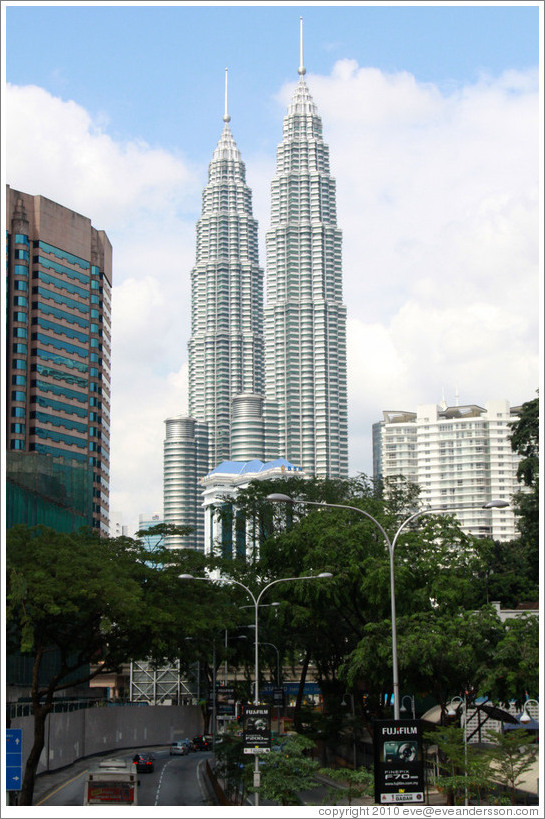 Petronas Towers, viewed from Jalan Ampang.