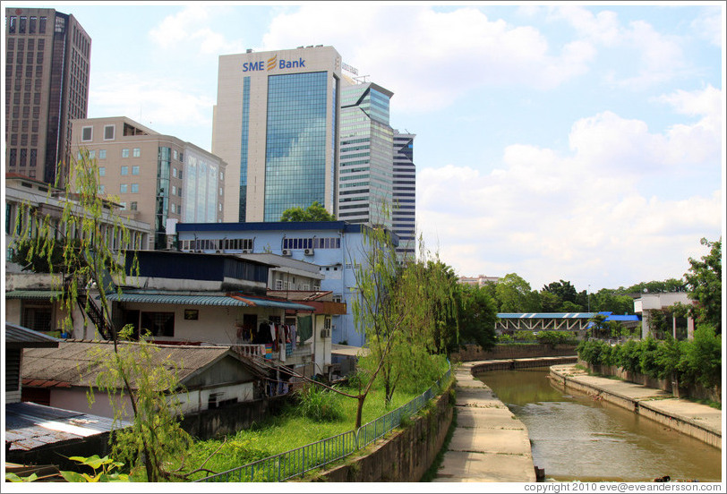 Bank of the Sungai Kelang, near Jalan Dang Wangi.