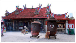 Kuan Yin Teng (Temple of the Goddess of Mercy).