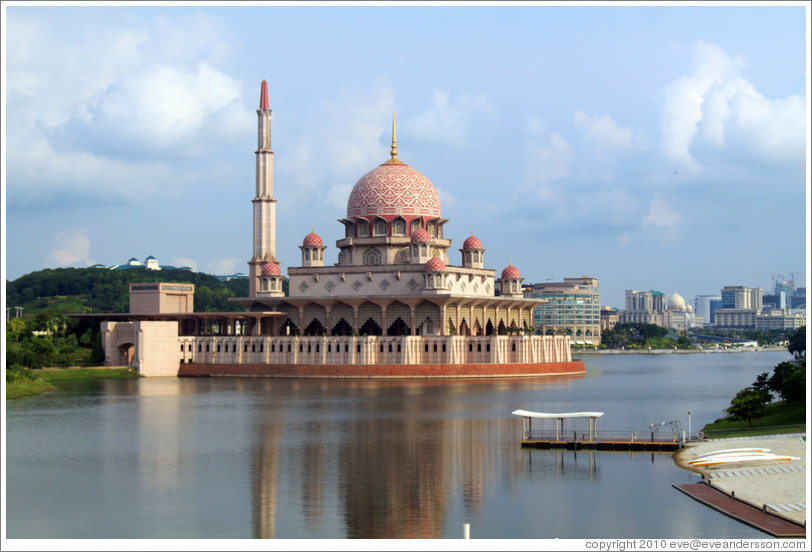 Masjid Putra (Putra Mosque), on Putrajaya Lake.