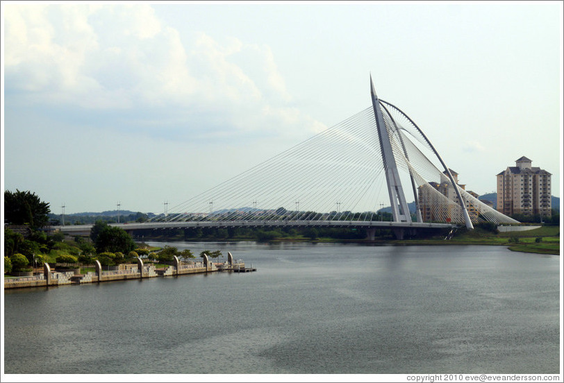 Seri Wawasan Bridge.