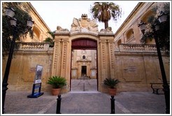 Entrance to Vilhena Palace, which contains the Museum of Natural History.