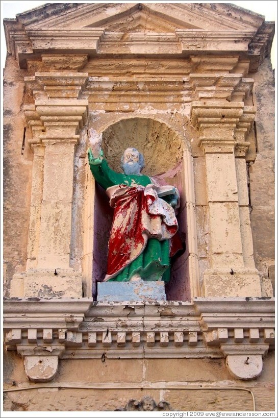 Red and green oratory, Triq hal-Bajjada.