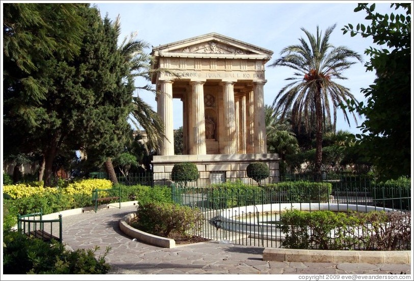 Lower Barakka Gardens (Il-Barrakka t'Isfel).