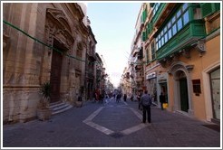 Triq il-Merkanti (Merchant's Street).