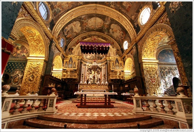 Altar, St. Johns Co-Cathedral (Kon-Katidral ta' San &#288;wann).