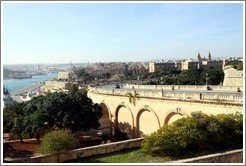 Triq Girolamo Cassar, a road leading into Valletta, viewed from Upper Barrakka Gardens (Il-Barrakka ta' Fuq).