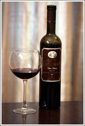 Grand Vin De Hauteville, shiraz cabernet sauvignon blend, Emmanuel Delicata Winemaker, 2007, Malta.