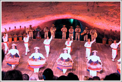 Performance.  Xcaret.