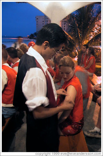 Eve turns into a pirate.