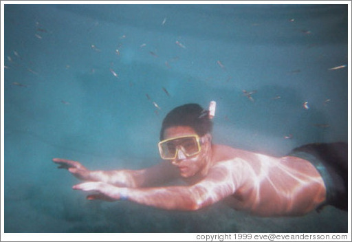 Jin underwater.