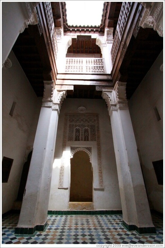 Salle d'ablution, student chambers, Ben Youssef Medersa.