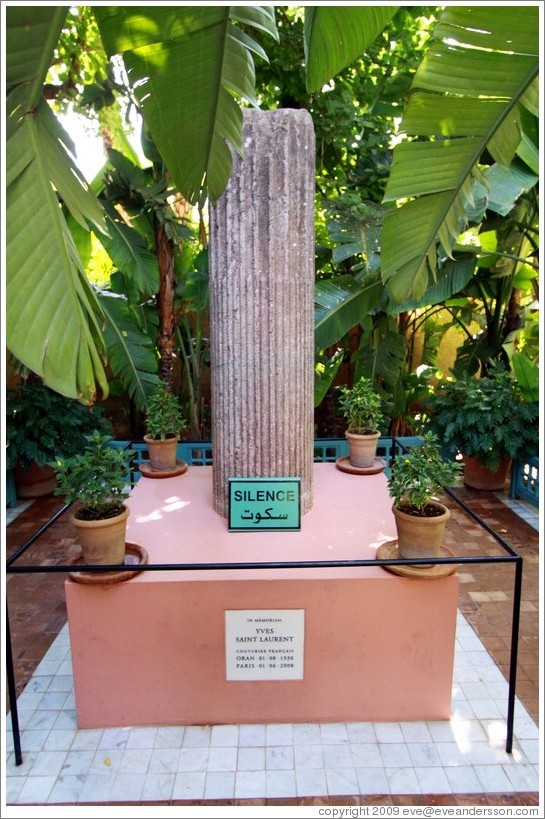 Memorial for Yves saint Laurent, Jardin Majorelle.