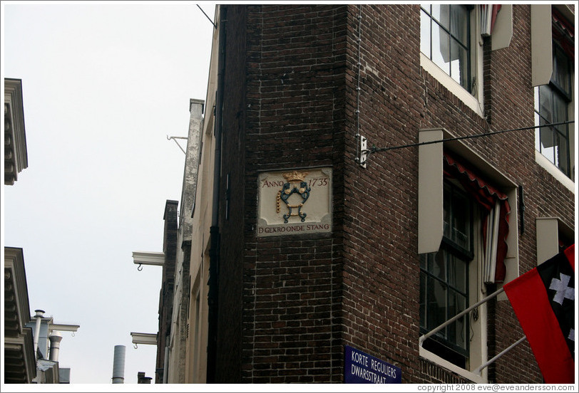 Building built in 1735 on Korte Reguliersdwarsstraat, Centrum district.