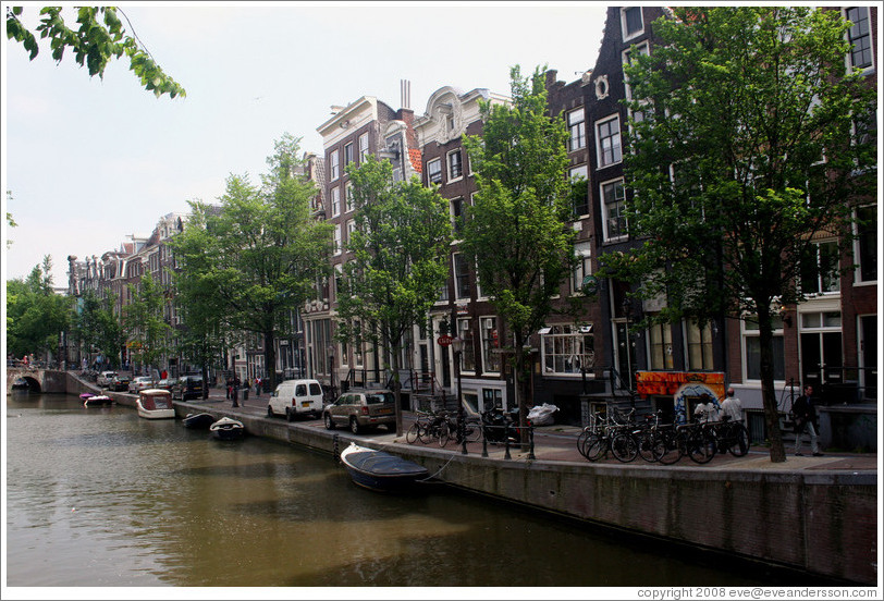 Oudezijds Voorburgwal canal, Red Light district.