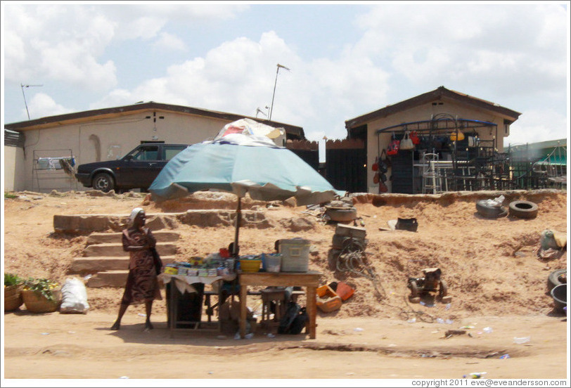 Street vendors, Apapa Oworonshoki Express Way, Surulere.