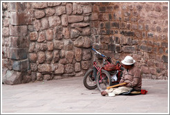 Musician in front of La Merced.