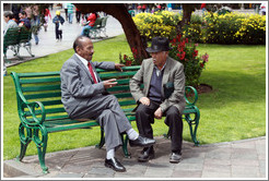 Men on a bench, Plaza de Armas.