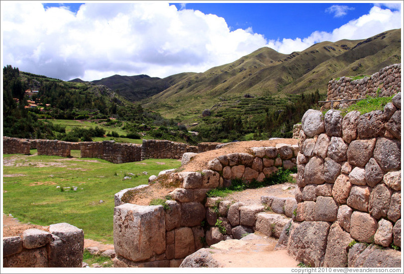 Puca Pucara ruins.