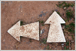 Arrows, Sacsayhuam?ruins.