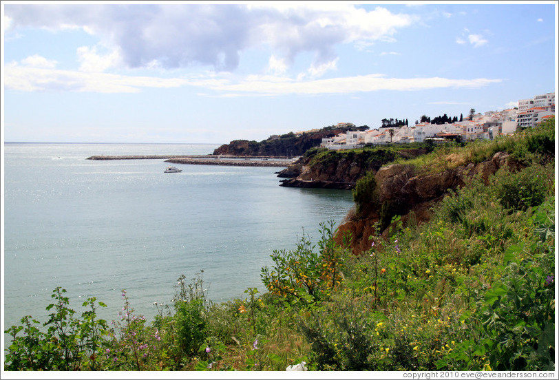 Coastline, viewed from Rua da Bateria.