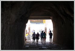 T?nel Peneco, the tunnel leading to Praia do Peneco (Peneco's Beach).