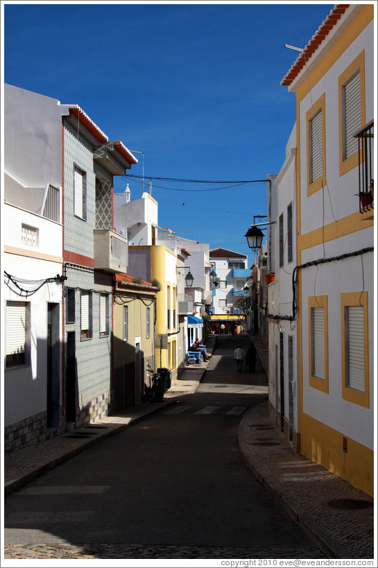 Rua 25 de Abril.