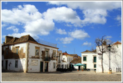 Pra?do Afonso III, Conquistador da Cidade (Plaza of Afonso III, Conqueror of the City).