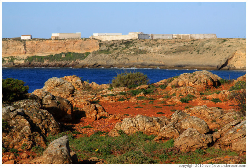 Fortaleza de Sagres (Sagres Fortress) on a cliff.