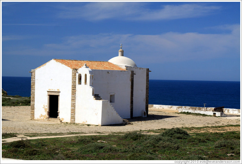 Nossa Senhora da Gra?(Our Lady of Grace) church, within the Fortaleza de Sagres (Sagres Fortress).