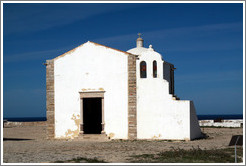 Nossa Senhora da Gra?(Our Lady of Grace) church, within the Fortaleza de Sagres (Sagres Fortress).