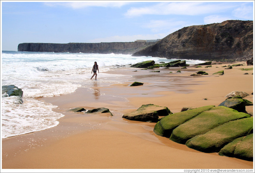 Praia da Mareta (Mareta Beach).